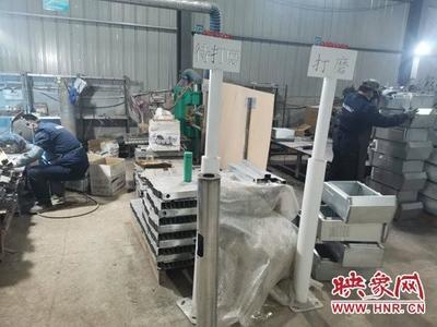 扶貧車(chē)間復(fù)工忙，板店鄉(xiāng)通訊設(shè)備生產(chǎn)線(xiàn)傳捷報(bào)